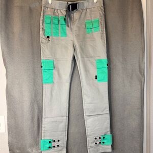 Stylish Gray and Green Cargo Pants. NWT